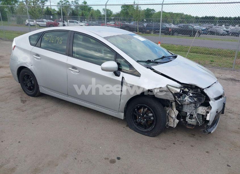 2012 Toyota Prius FOUR (VIN JTDKN3DU3C5467882) main photo