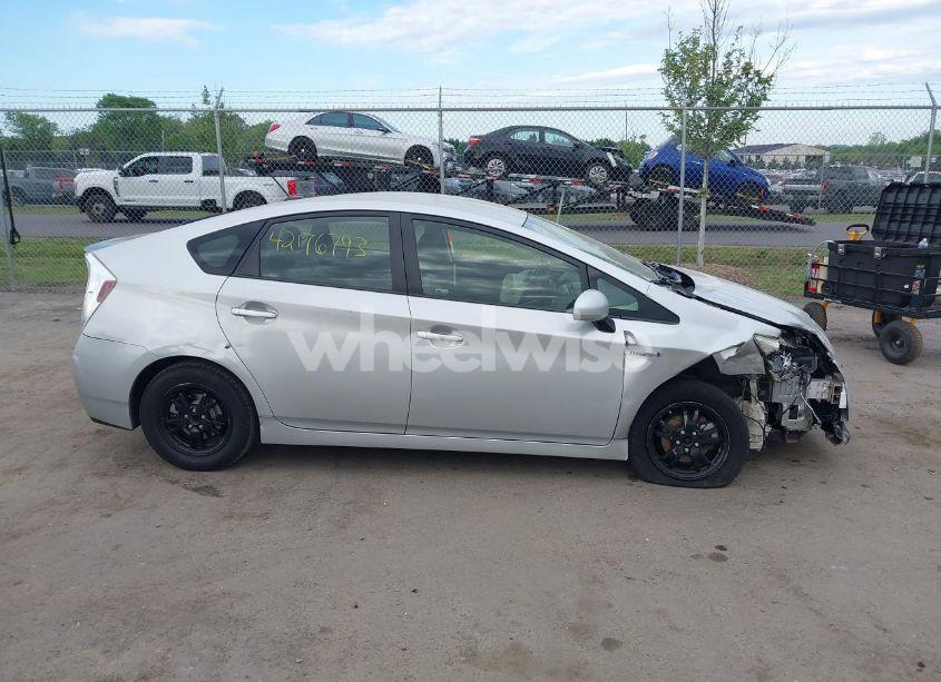 Photo 14 of 2012 Toyota Prius FOUR (VIN JTDKN3DU3C5467882)