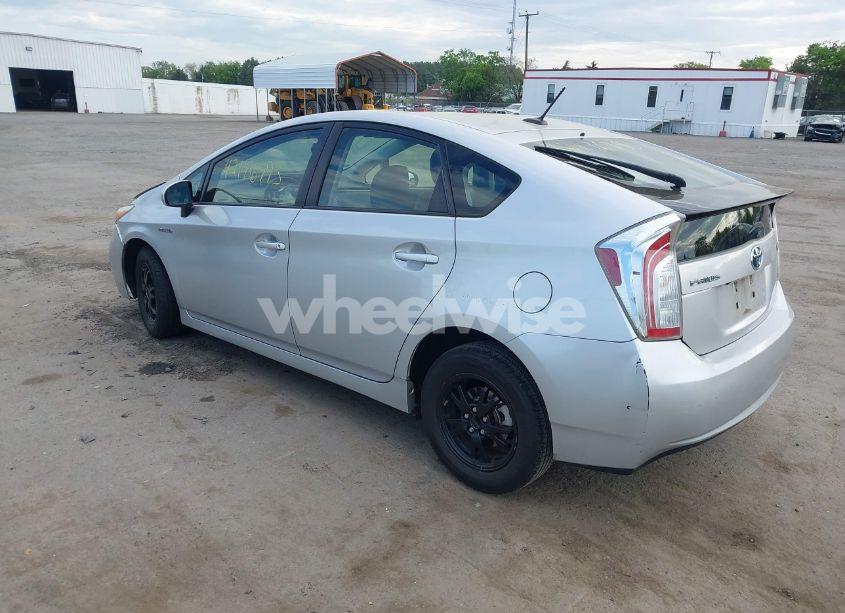 Photo 3 of 2012 Toyota Prius FOUR (VIN JTDKN3DU3C5467882)