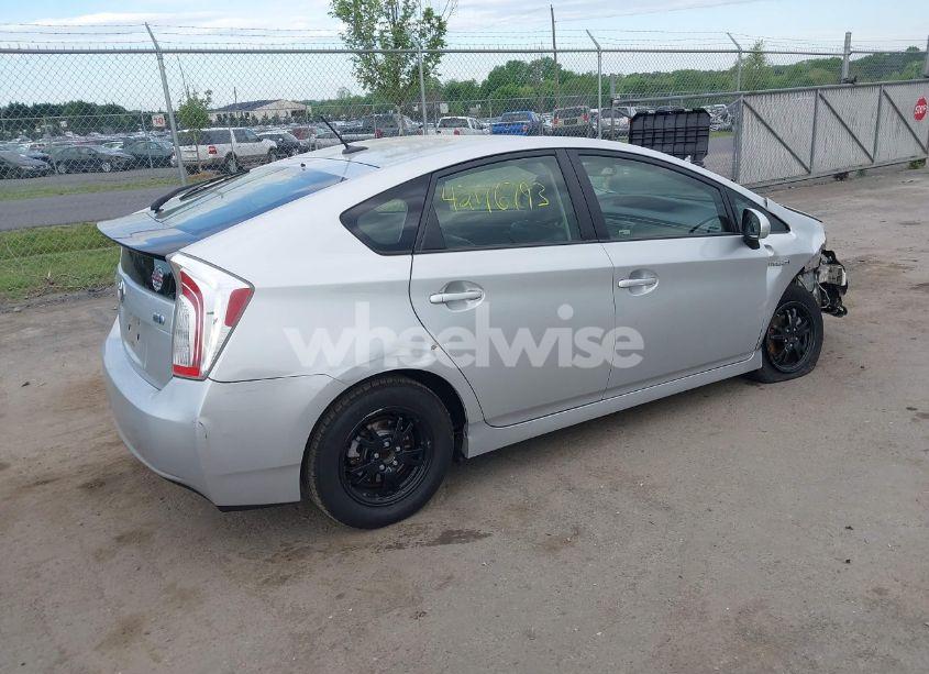 Photo 4 of 2012 Toyota Prius FOUR (VIN JTDKN3DU3C5467882)