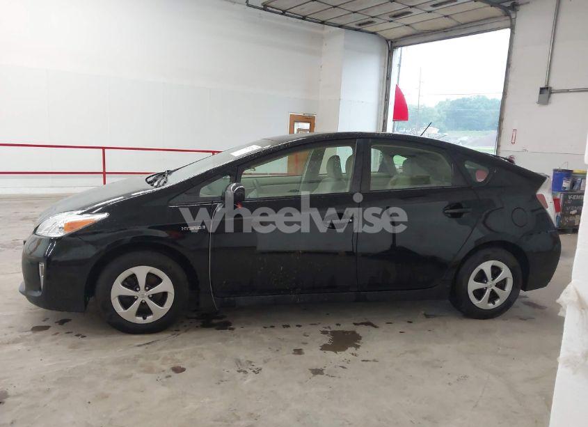 Photo 14 of 2013 Toyota Prius THREE (VIN JTDKN3DU3D0340869)
