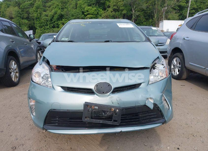 Photo 12 of 2013 Toyota Prius THREE (VIN JTDKN3DU3D1631270)