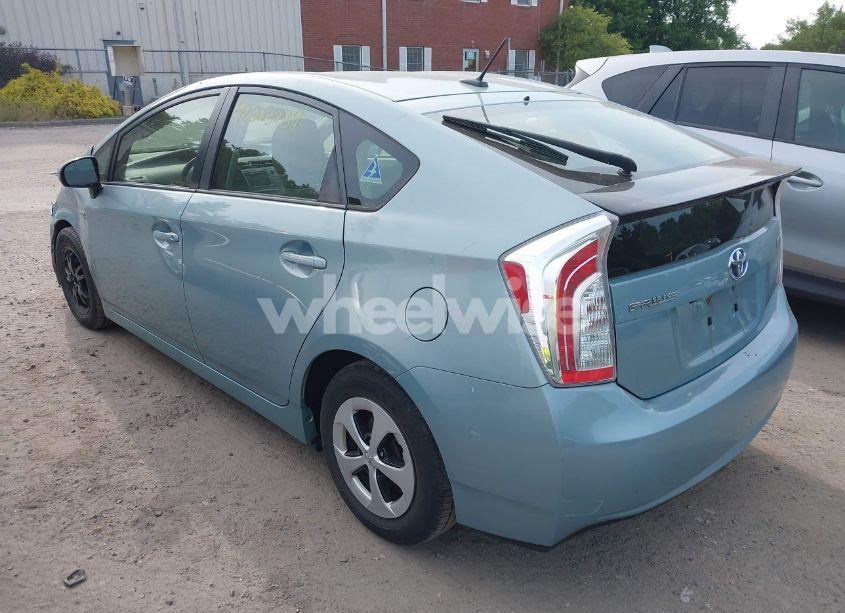 Photo 3 of 2013 Toyota Prius THREE (VIN JTDKN3DU3D1631270)
