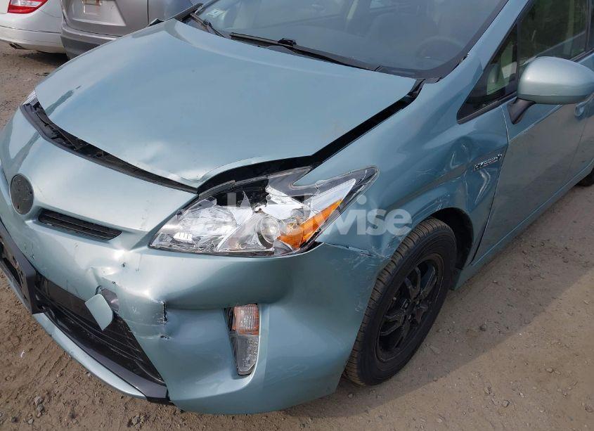 Photo 6 of 2013 Toyota Prius THREE (VIN JTDKN3DU3D1631270)