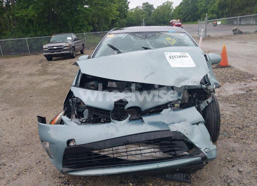 Photo 12 of 2013 Toyota Prius FOUR (VIN JTDKN3DU3D5573444)