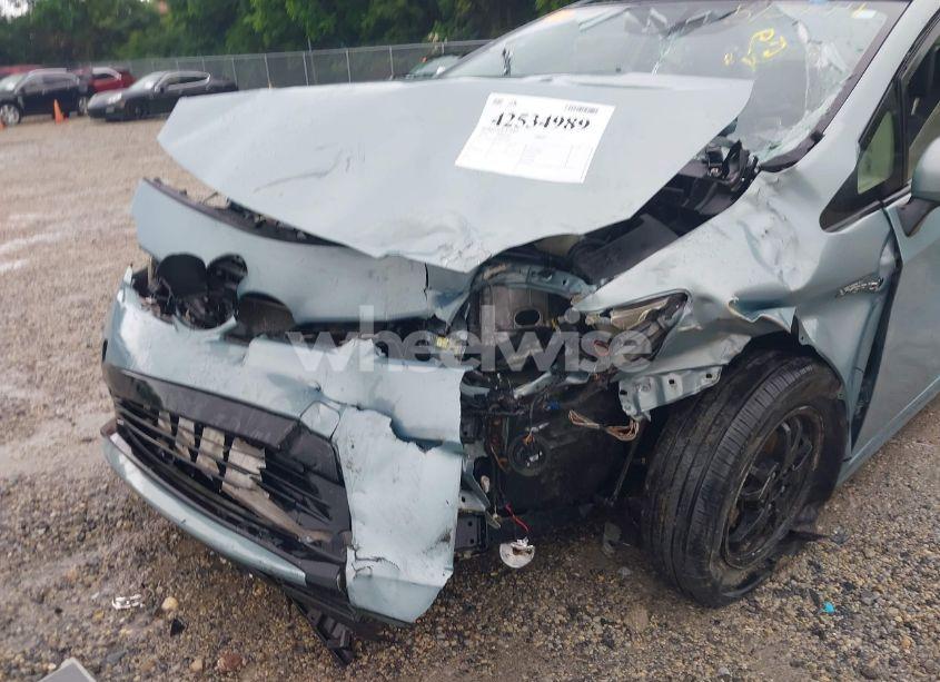 Photo 6 of 2013 Toyota Prius FOUR (VIN JTDKN3DU3D5573444)