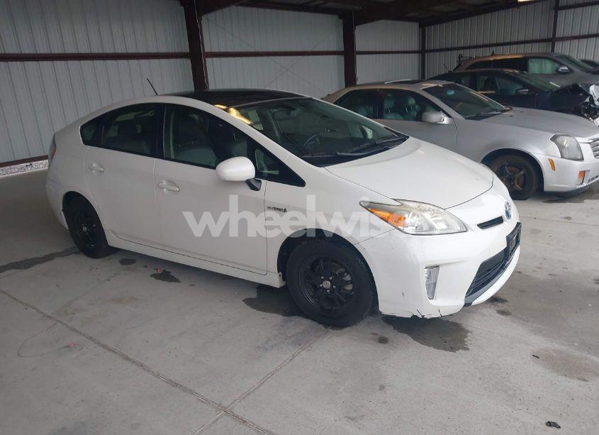 2013 Toyota Prius FIVE/FOUR/THREE/THREE SE/TWO (VIN JTDKN3DU3D5626899) main photo