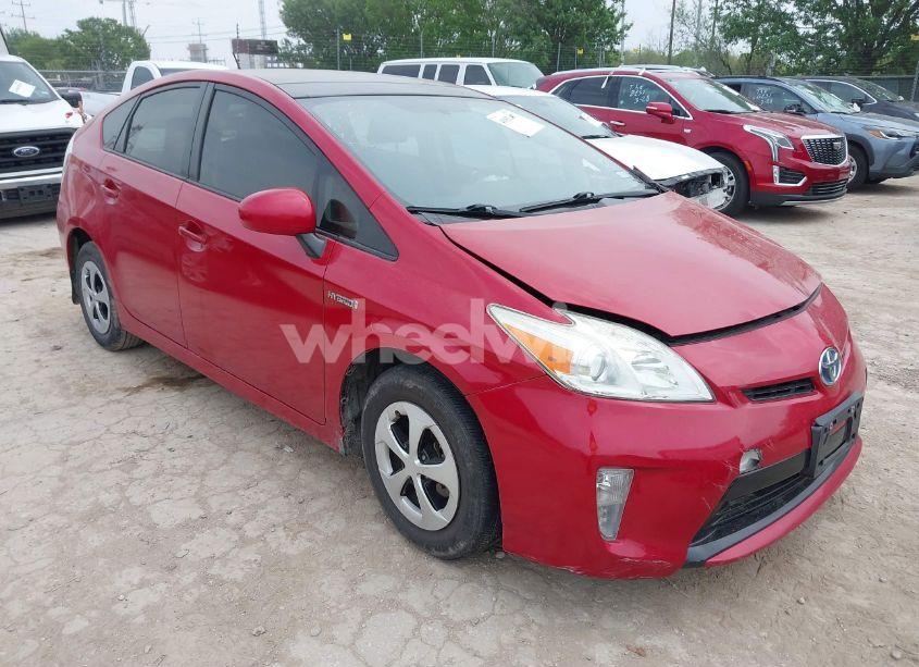 2013 Toyota Prius THREE (VIN JTDKN3DU3D5686469) main photo