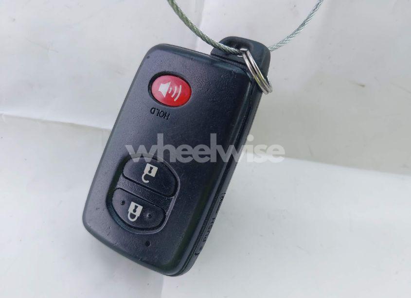 Photo 11 of 2013 Toyota Prius TWO (VIN JTDKN3DU3D5704663)