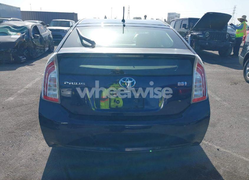 Photo 16 of 2014 Toyota Prius TWO (VIN JTDKN3DU3E0369368)