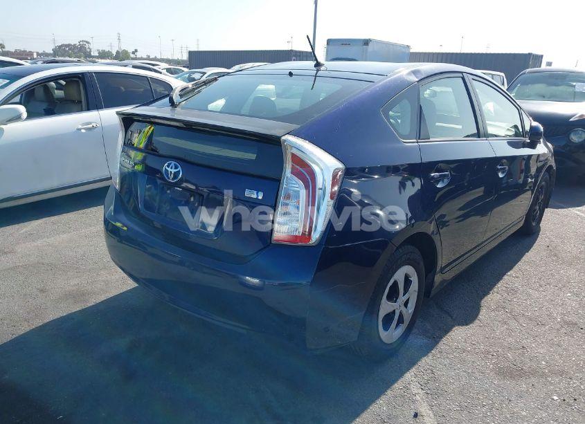 Photo 4 of 2014 Toyota Prius TWO (VIN JTDKN3DU3E0369368)
