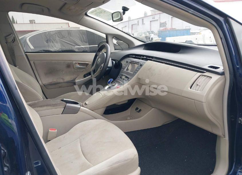 Photo 5 of 2014 Toyota Prius (VIN JTDKN3DU3E0373310)