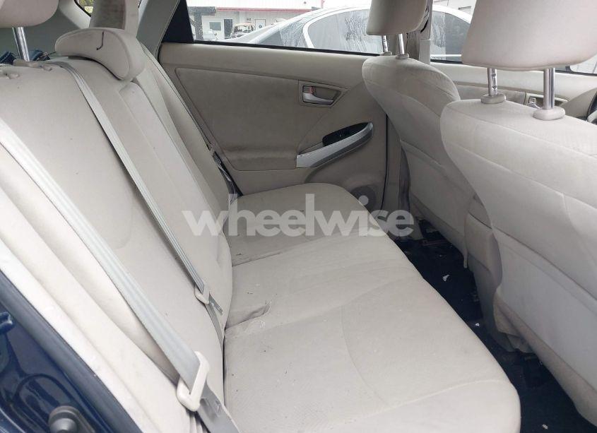 Photo 8 of 2014 Toyota Prius (VIN JTDKN3DU3E0373310)