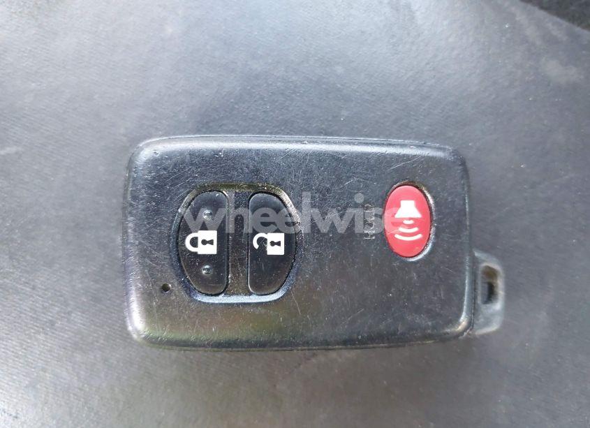 Photo 11 of 2014 Toyota Prius THREE (VIN JTDKN3DU3E0387529)