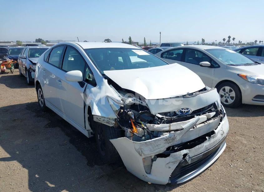 Photo 6 of 2014 Toyota Prius THREE (VIN JTDKN3DU3E0387529)