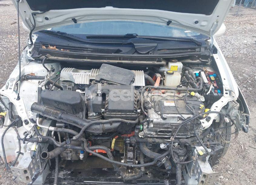 Photo 10 of 2014 Toyota Prius THREE (VIN JTDKN3DU3E1757260)