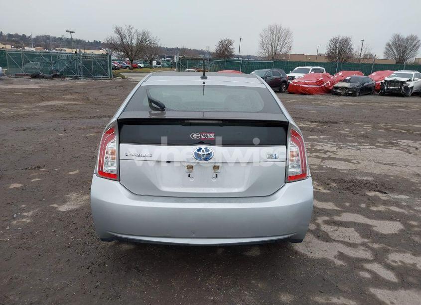 Photo 17 of 2014 Toyota Prius (VIN JTDKN3DU3E1820082)