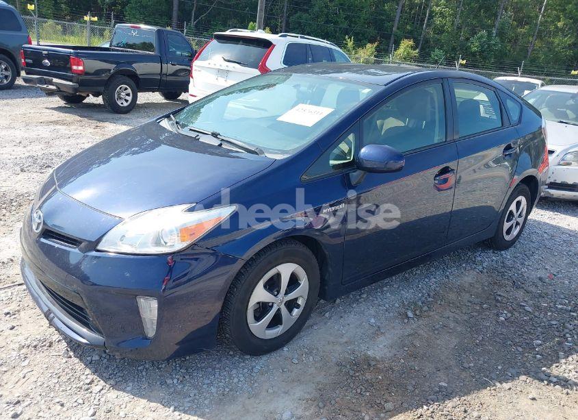 Photo 2 of 2015 Toyota Prius THREE (VIN JTDKN3DU3F0421406)