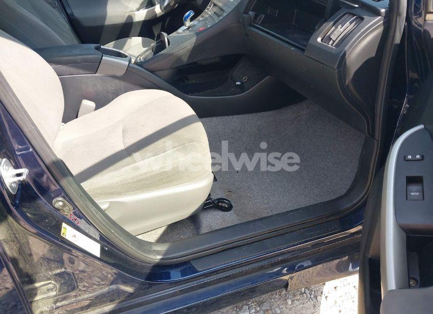 Photo 5 of 2015 Toyota Prius THREE (VIN JTDKN3DU3F0421406)