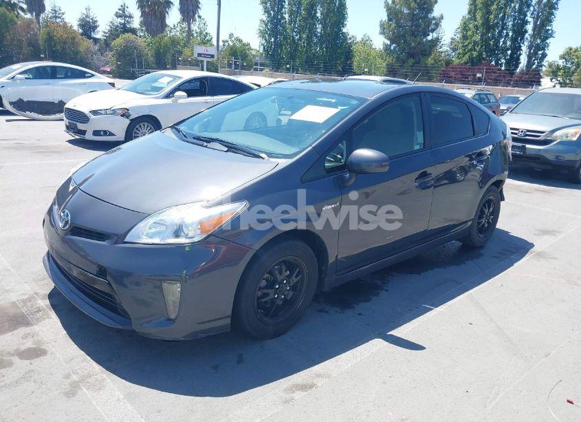 Photo 2 of 2015 Toyota Prius THREE (VIN JTDKN3DU3F0446208)