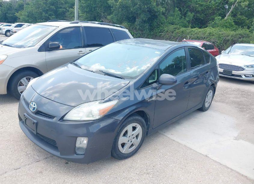 Photo 2 of 2010 Toyota Prius II (VIN JTDKN3DU4A0067887)