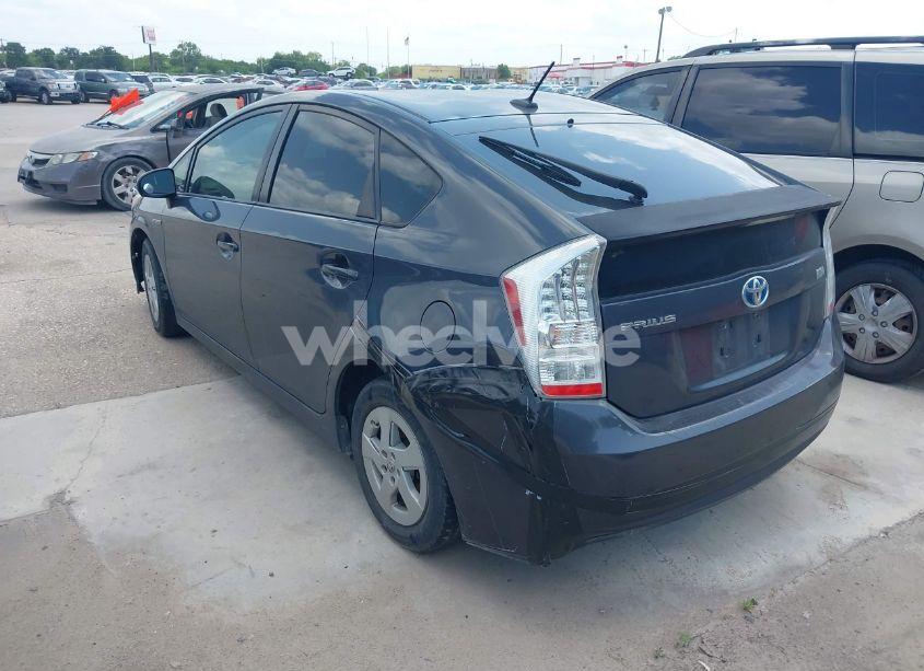 Photo 3 of 2010 Toyota Prius II (VIN JTDKN3DU4A0067887)