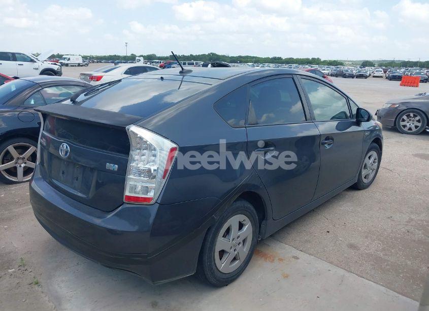 Photo 4 of 2010 Toyota Prius II (VIN JTDKN3DU4A0067887)