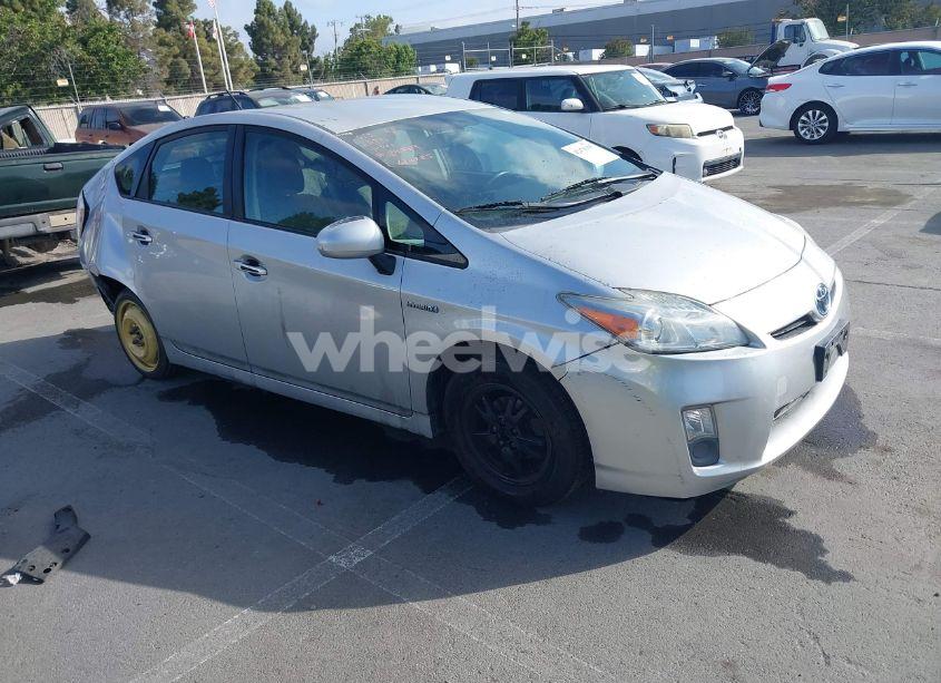 2010 Toyota Prius II (VIN JTDKN3DU4A0107241) main photo