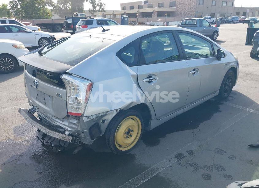 Photo 4 of 2010 Toyota Prius II (VIN JTDKN3DU4A0107241)
