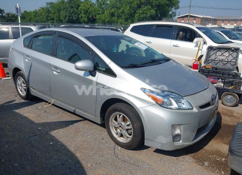 2010 Toyota Prius II (VIN JTDKN3DU4A0118918) main photo