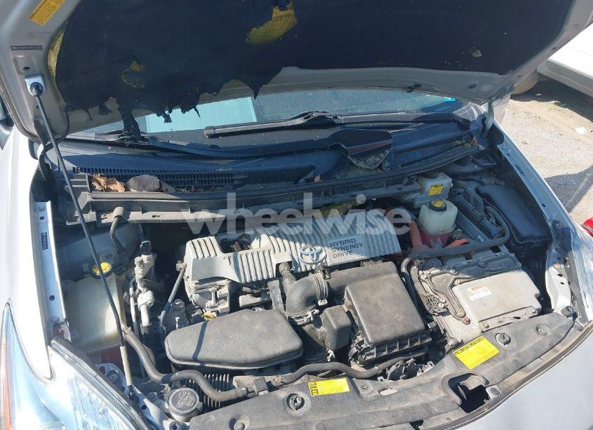 Photo 10 of 2010 Toyota Prius II (VIN JTDKN3DU4A0118918)