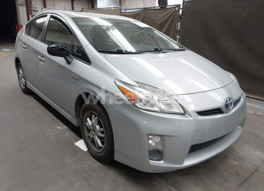 2010 Toyota Prius II (VIN JTDKN3DU4A0244468) main photo