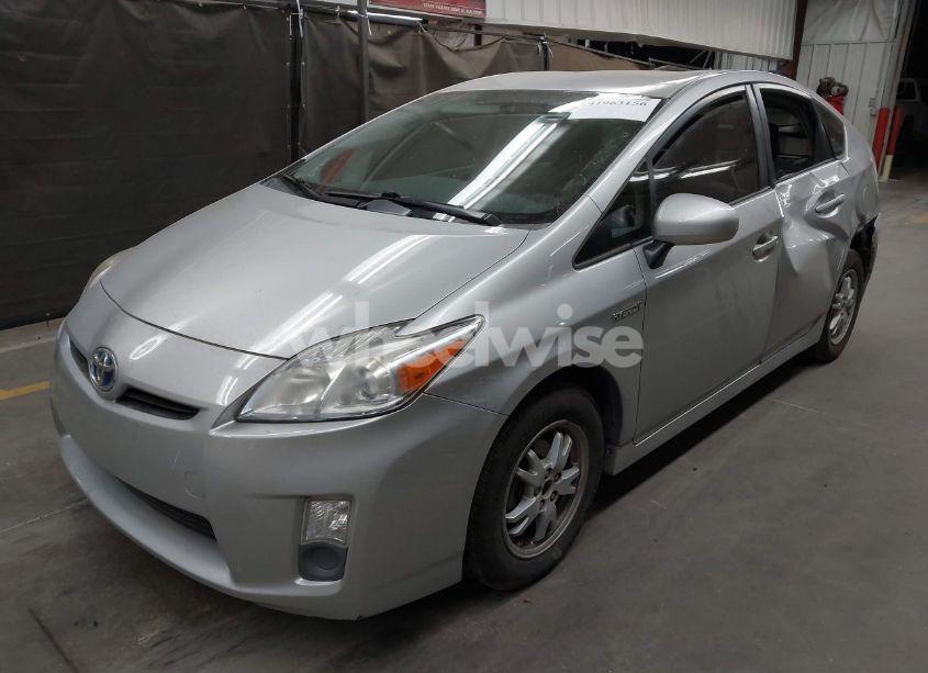 Photo 2 of 2010 Toyota Prius II (VIN JTDKN3DU4A0244468)