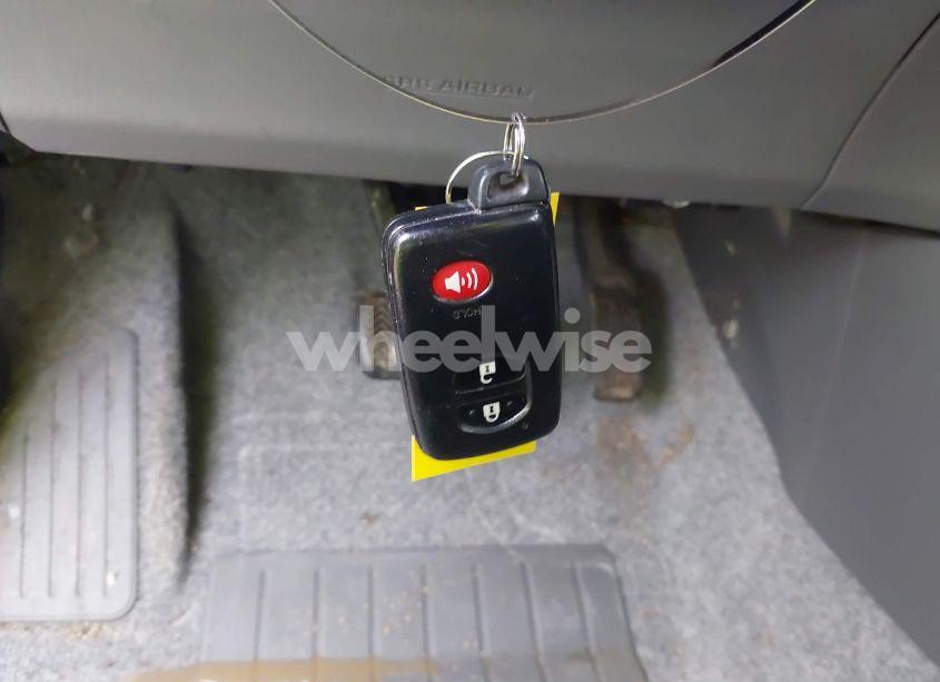 Photo 11 of 2010 Toyota Prius I/II/III/IV/V (VIN JTDKN3DU4A1008154)