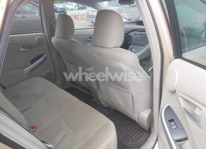 Photo 8 of 2010 Toyota Prius III (VIN JTDKN3DU4A1033202)