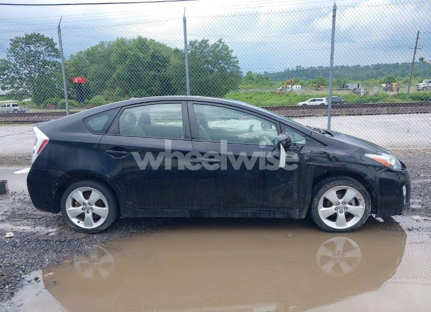Photo 12 of 2011 Toyota Prius FIVE (VIN JTDKN3DU4B0268240)