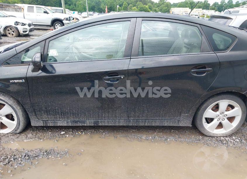 Photo 13 of 2011 Toyota Prius FIVE (VIN JTDKN3DU4B0268240)