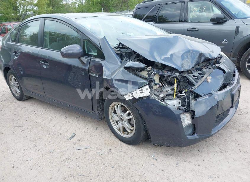 2011 Toyota Prius TWO (VIN JTDKN3DU4B0303598) main photo