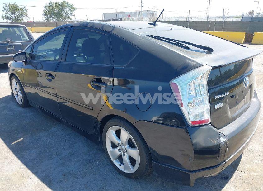 Photo 3 of 2011 Toyota Prius TWO (VIN JTDKN3DU4B1478511)