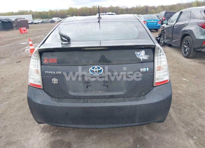 Photo 16 of 2011 Toyota Prius TWO (VIN JTDKN3DU4B5304642)