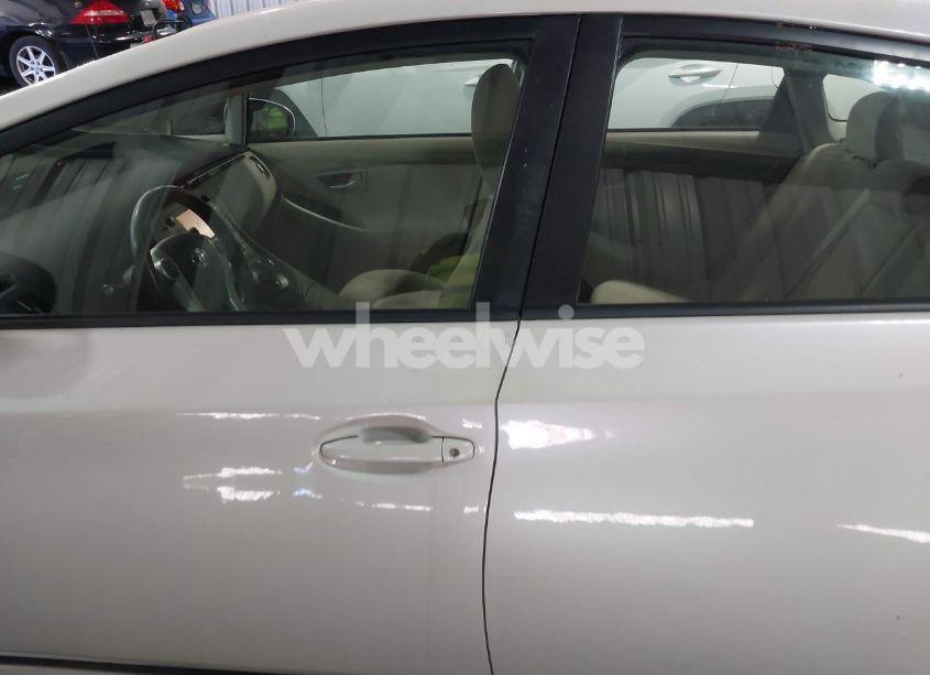 Photo 14 of 2011 Toyota Prius THREE (VIN JTDKN3DU4B5343523)