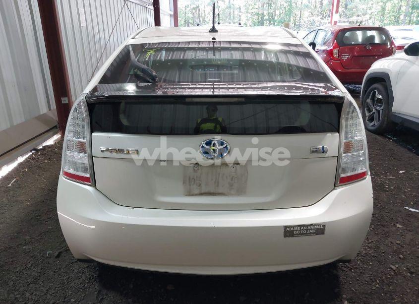 Photo 16 of 2011 Toyota Prius THREE (VIN JTDKN3DU4B5343523)
