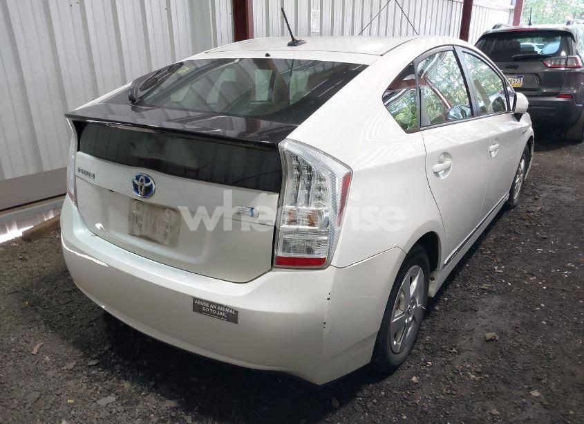 Photo 4 of 2011 Toyota Prius THREE (VIN JTDKN3DU4B5343523)