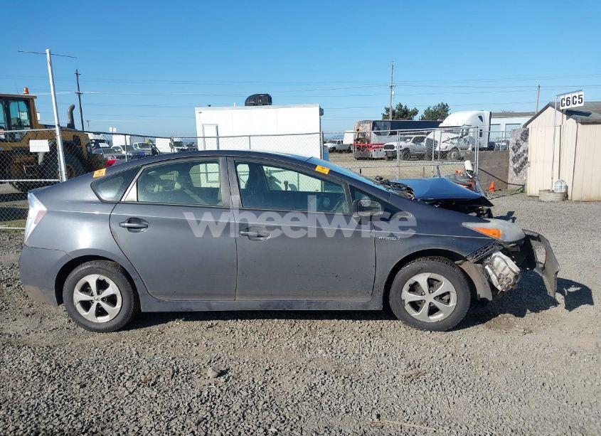 Photo 13 of 2012 Toyota Prius TWO (VIN JTDKN3DU4C1524436)