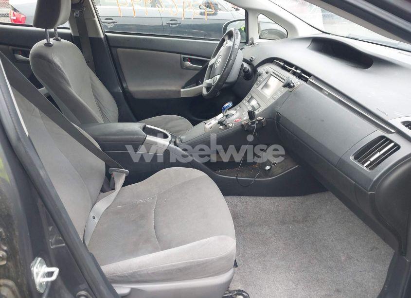 Photo 5 of 2012 Toyota Prius TWO (VIN JTDKN3DU4C5405276)