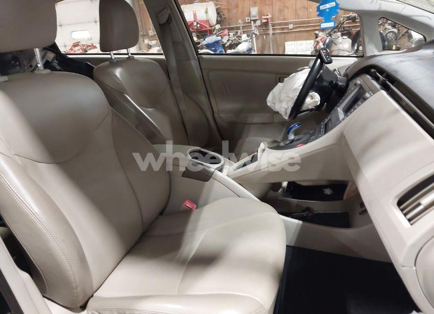 Photo 8 of 2013 Toyota Prius FOUR (VIN JTDKN3DU4D1634016)