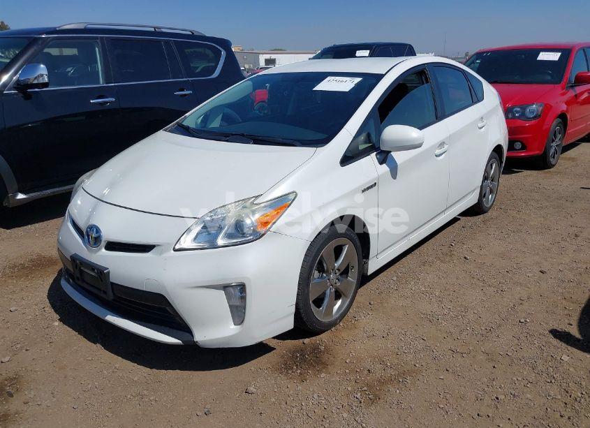 Photo 2 of 2013 Toyota Prius PERSONA (VIN JTDKN3DU4D5591368)