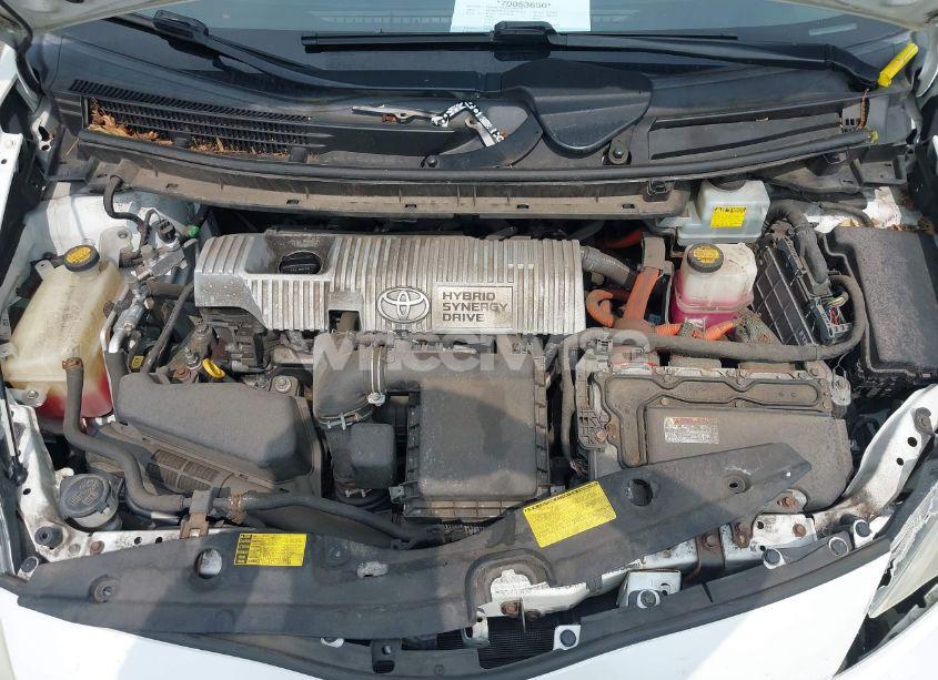 Photo 10 of 2013 Toyota Prius THREE (VIN JTDKN3DU4D5632369)
