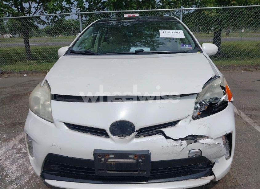 Photo 12 of 2013 Toyota Prius THREE (VIN JTDKN3DU4D5632369)