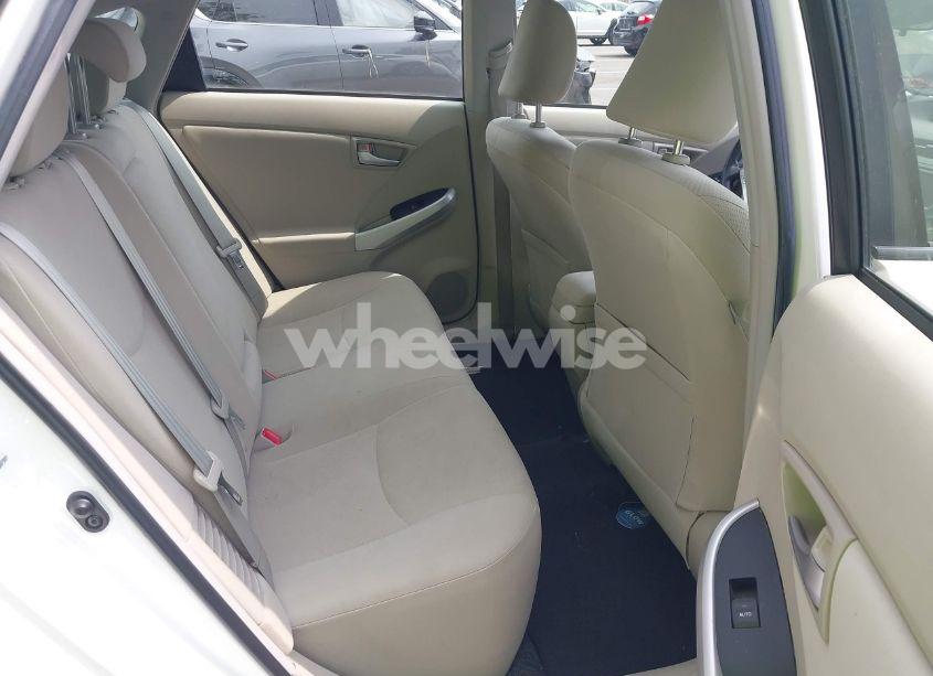 Photo 8 of 2013 Toyota Prius THREE (VIN JTDKN3DU4D5632369)